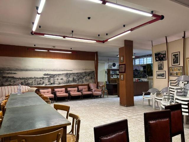 Locale Commerciale in vendita a Biumo Superiore, Varese