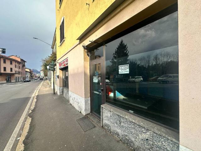 Locale Commerciale in vendita a Giubiano, Varese