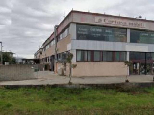 Locale Commerciale in vendita a Migliarino Pisano, Vecchiano