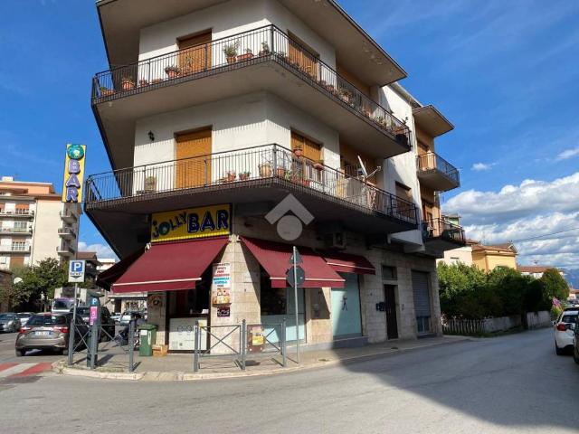 Locale Commerciale in vendita a Venafro, Molise
