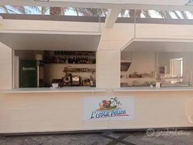 Locale Commerciale in vendita a Venetico Superiore, Venetico