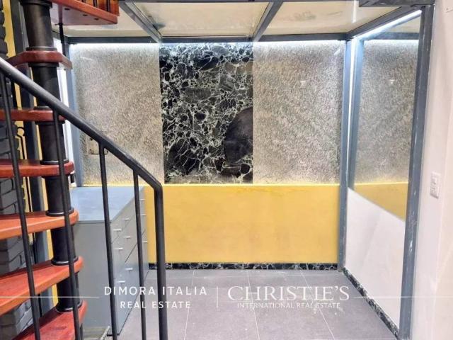 Locale Commerciale in vendita a Venezia