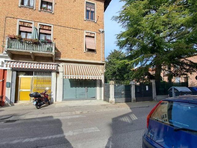 Locale Commerciale in vendita a Lido-Pellestrina, Venezia
