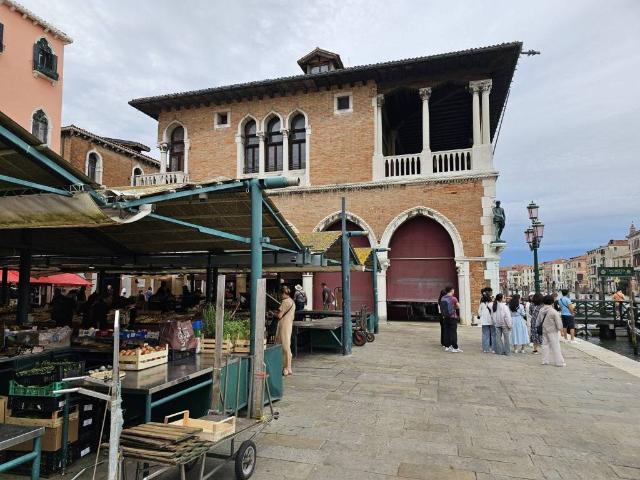Locale Commerciale in vendita a Venezia-Murano-Burano, Venezia