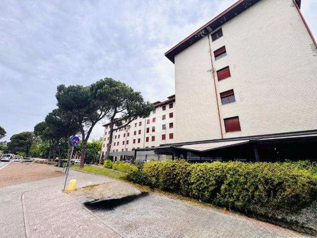 Locale Commerciale in vendita a Mestre-Carpenedo, Venezia