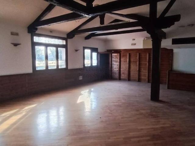 Locale Commerciale in vendita a Venezia