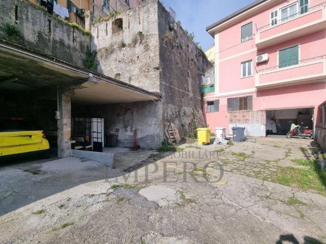 Locale Commerciale in vendita a Ventimiglia, Liguria