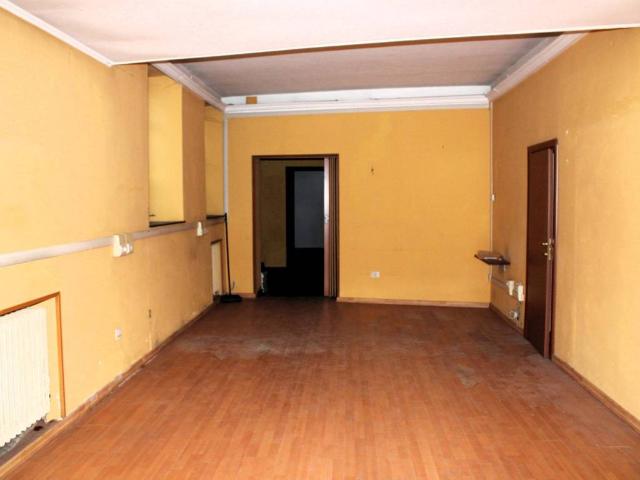 Locale Commerciale in vendita a Porta Casale, Vercelli