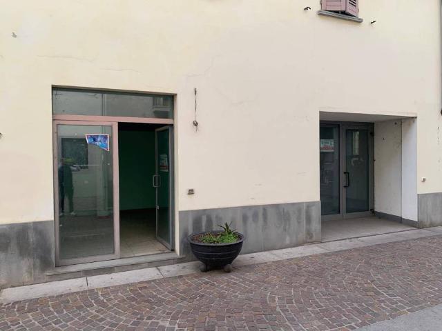 Locale Commerciale in vendita a Verdello, Lombardia