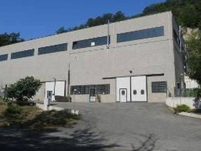 Locale Commerciale in vendita a Unione dell'Appennino Bolognese, Vergato