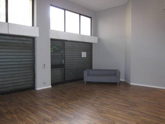 Locale Commerciale in vendita a Sesona, Vergiate