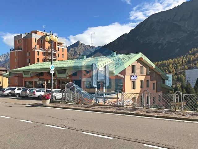 Locale Commerciale in vendita a Comunità della Valle di Sole, Vermiglio