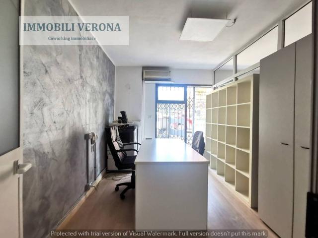 Locale Commerciale in vendita a Nord-Ovest, Brenzone