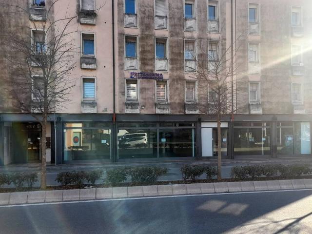 Locale Commerciale in vendita a San Lazzaro, Vicenza