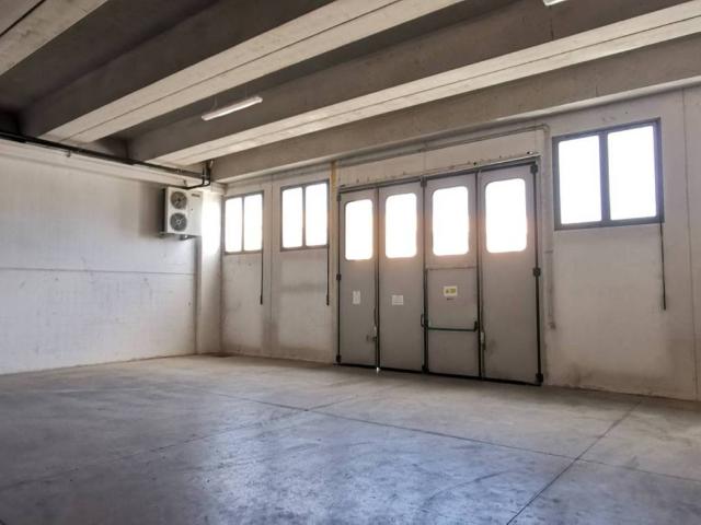 Locale Commerciale in vendita a San Pio X, Vicenza