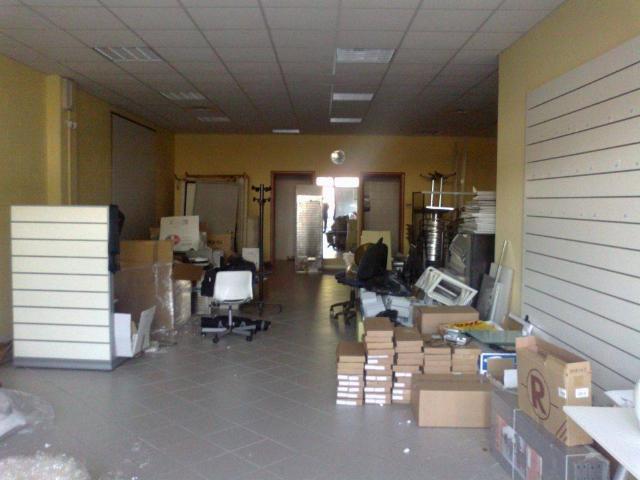 Locale Commerciale in vendita a San Giovanni alla Vena, San Giovannialla Vena