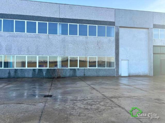 Locale Commerciale in vendita a Cascina Canali, Vidigulfo