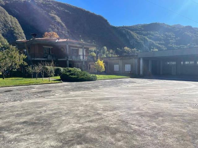 Locale Commerciale in vendita a Martina, Vigano San Martino