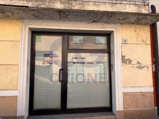Locale Commerciale in vendita a Unione Alto Ferrarese, Vigarano Mainarda