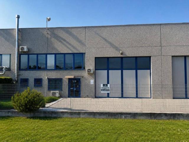 Locale Commerciale in vendita a Vigasio, Veneto