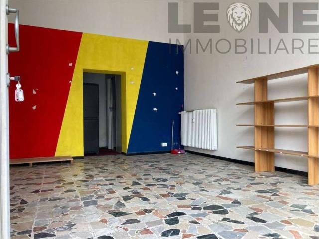 Locale Commerciale in vendita a Unione di comuni Terre di Castelli, Vignola