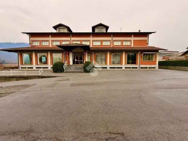 Locale Commerciale in vendita a Piemonte, Alessandria