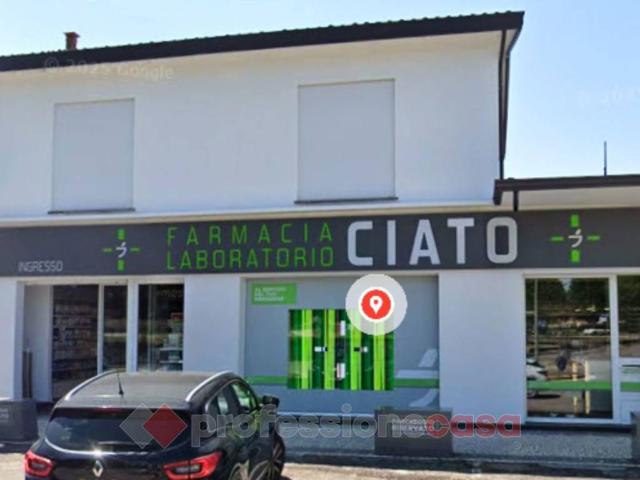 Locale Commerciale in vendita a Vigonovo, Veneto