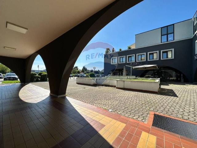 Locale Commerciale in vendita a Busa, Vigonza