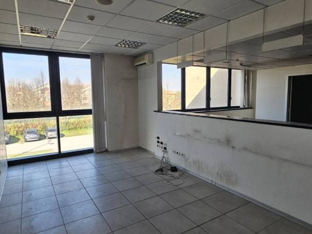 Locale Commerciale in vendita a Borgo Rurale Fratelli Grinzato, Vigonza