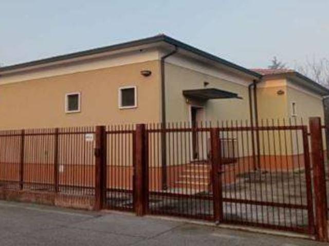 Locale Commerciale in vendita a Peraga, Vigonza