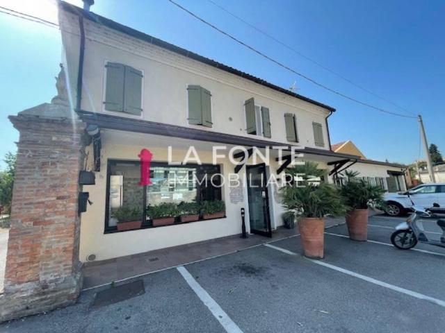 Locale Commerciale in vendita a Peraga, Vigonza
