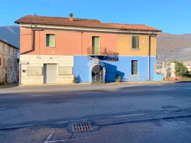 Locale Commerciale in vendita a Comunità montana della valle Trompia, Villa Carcina