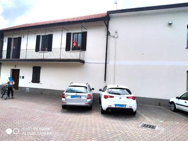 Locale Commerciale in vendita a Bannio Anzino, Piemonte