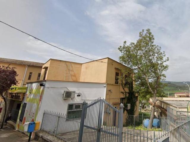 Locale Commerciale in vendita a Villafrati, Sicilia
