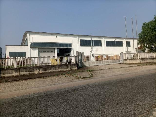 Locale Commerciale in vendita a Piemonte, Asti