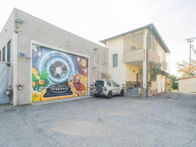 Locale Commerciale in vendita a San Fiorano, Villasanta