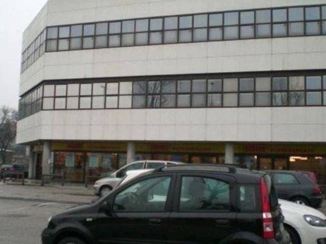 Locale Commerciale in vendita a Villorba, Carità