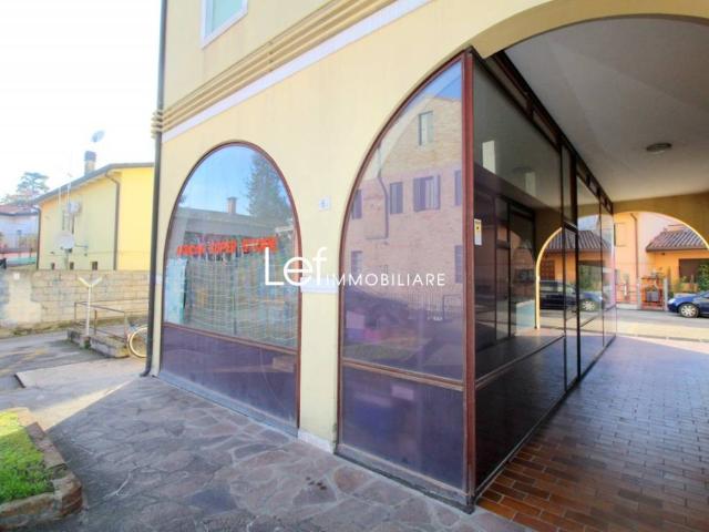 Locale Commerciale in vendita a Villorba, Carità