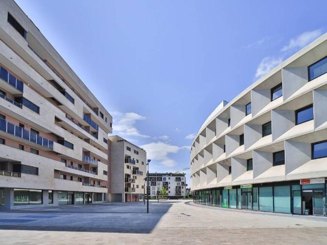 Locale Commerciale in vendita a Oreno, Vimercate