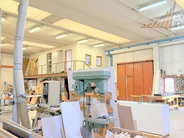 Locale Commerciale in vendita a Oldaniga, Vimercate
