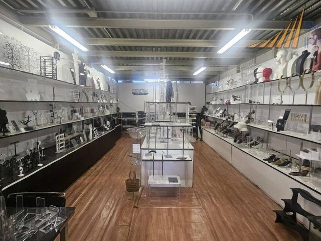 Locale Commerciale in vendita a San Giuliano Monzese, Cologno Monzese