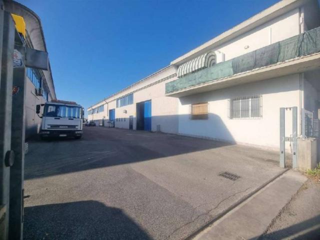 Locale Commerciale in vendita a Unione dei Comuni Circondario dell'Empolese Valdelsa, Vinci