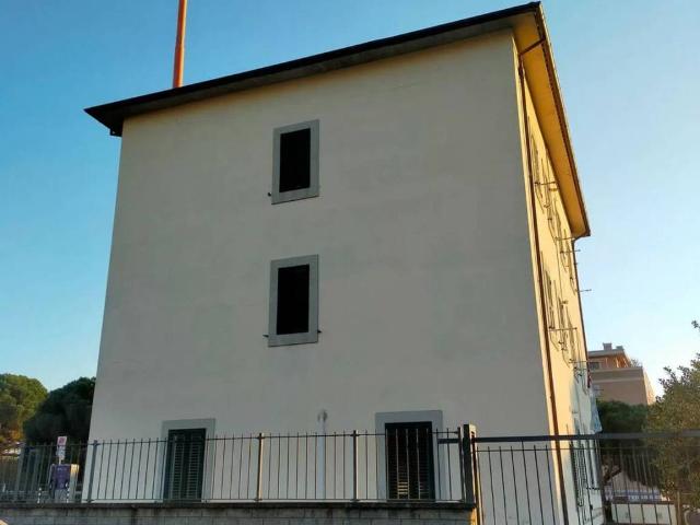 Locale Commerciale in vendita a Pietrare, Viterbo