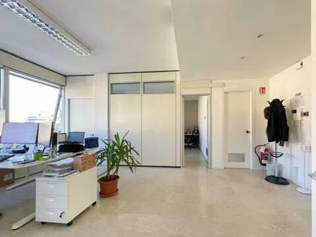 Locale Commerciale in vendita a Olarigo, Vittorio Veneto