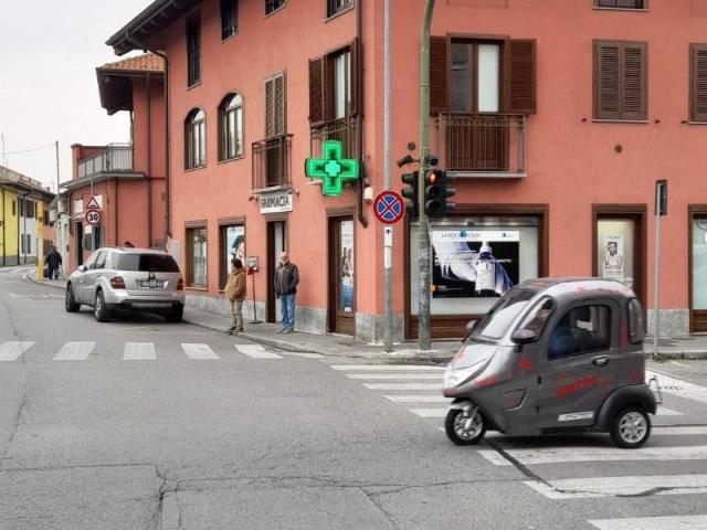 Locale Commerciale in vendita a Piemonte, Torino