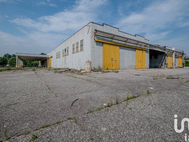 Locale Commerciale in vendita a Volta Mantovana, Lombardia