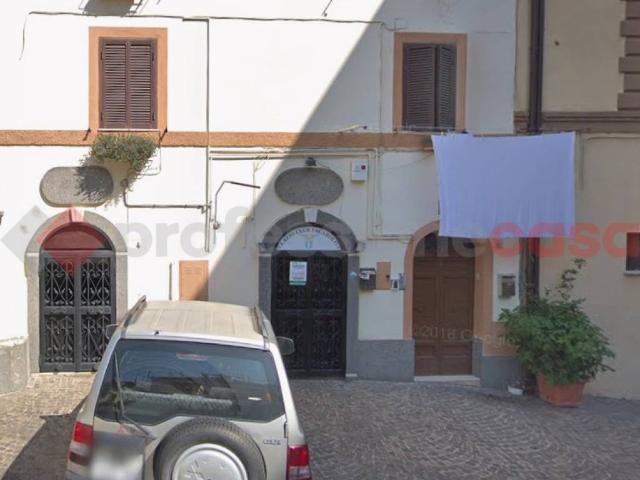 Locale Commerciale in vendita a Borgo San Martino, Zagarolo
