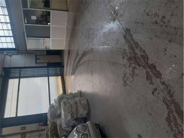 Locale Commerciale in vendita a Unione dei Comuni I Fontanili, Zibido San Giacomo