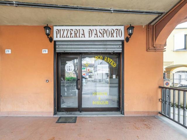 Locale Commerciale in vendita a Unione dei comuni Valli del Reno, Lavino e Samoggia, Zola Predosa