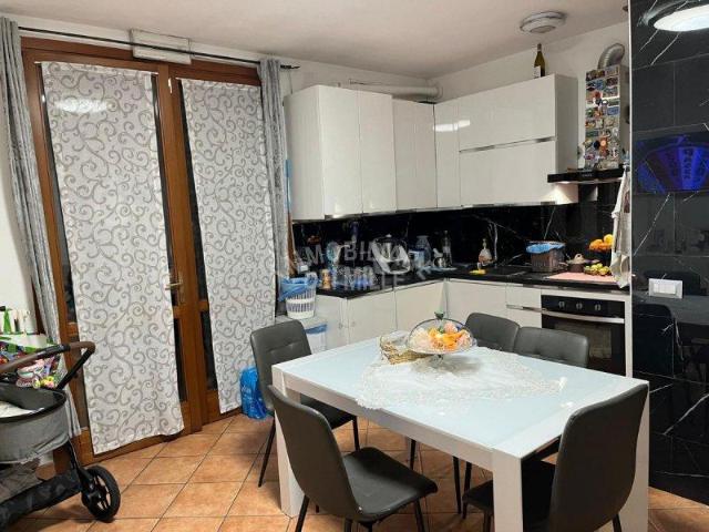 Appartamento in vendita a San Giacomo esterna, Re